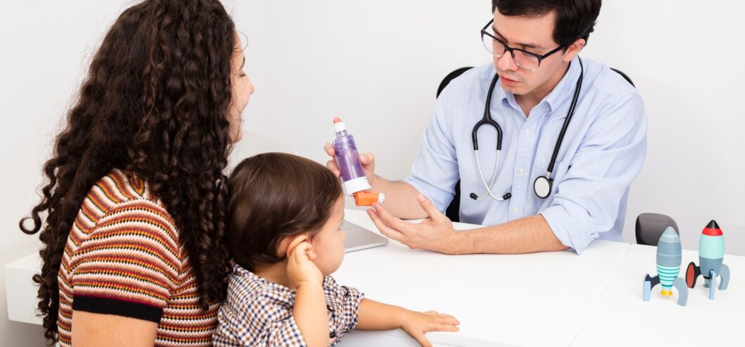 side-view-doctor-making-explanation_23-2148231290